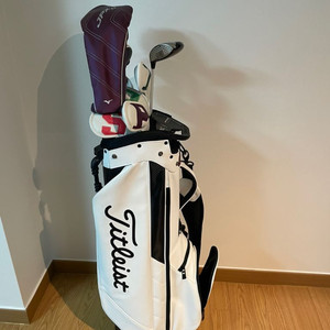 여성 골프채 팝니다.(캐디백 포함) 1년 사용