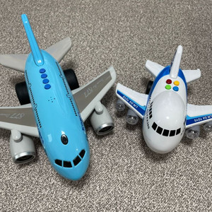 비행기 장난감 2종