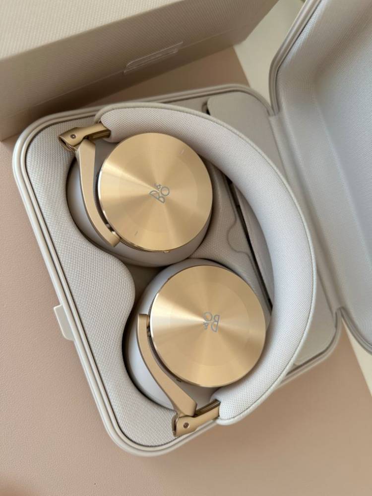 뱅앤올룹슨 h95 골드 헤드폰 새제품급--1