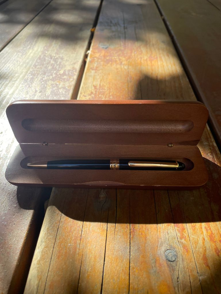 하버드대학교 볼펜 이미지