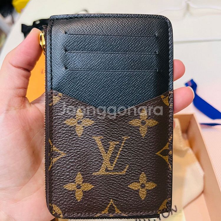 루이비통카드지갑--3
