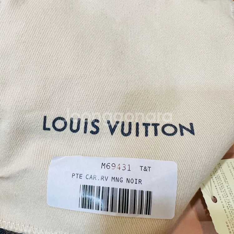 루이비통카드지갑--8