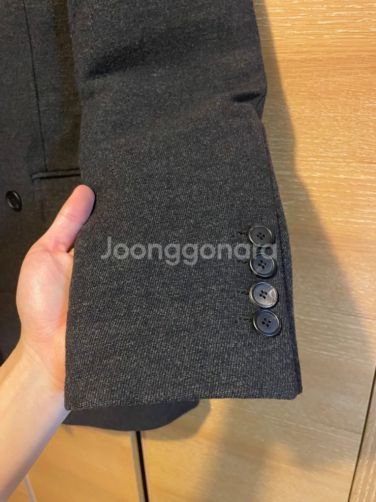 클럽모나코 더블 퀼팅 코트--3