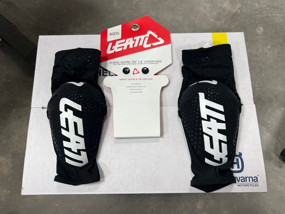 LEATTA 어린이용 니가드, 엘보가드 팝니다.--2