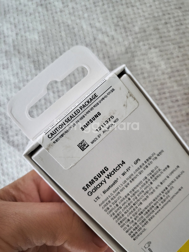 갤럭시워치4 40mm 블랙 LTE( 미개봉-택포15만)--1