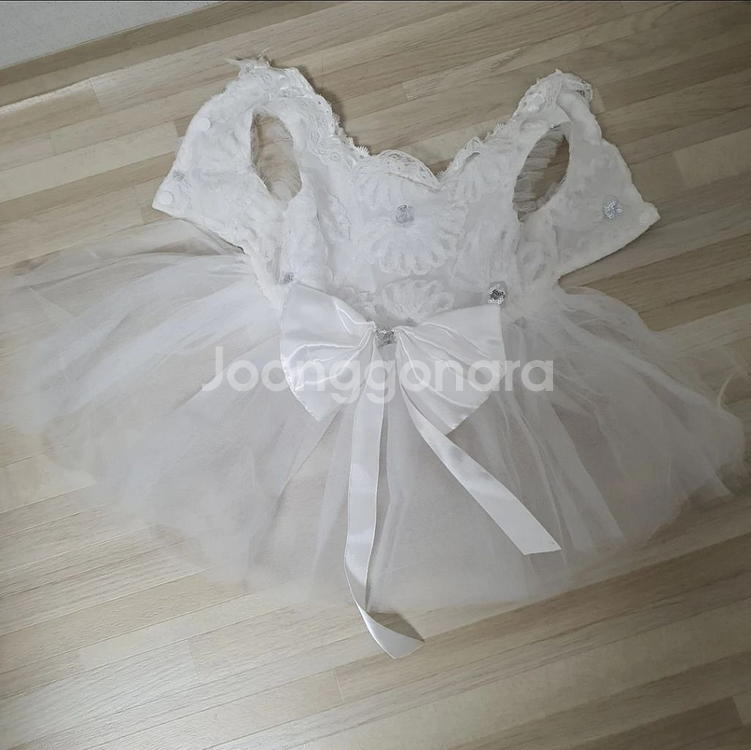 페어트립 강아지 웨딩드레스 판매합니다--2