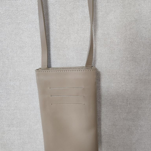 COS 미니 핸드폰백