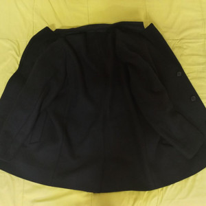 지오다노 검정코트 95짜리 1.5에 반값할인