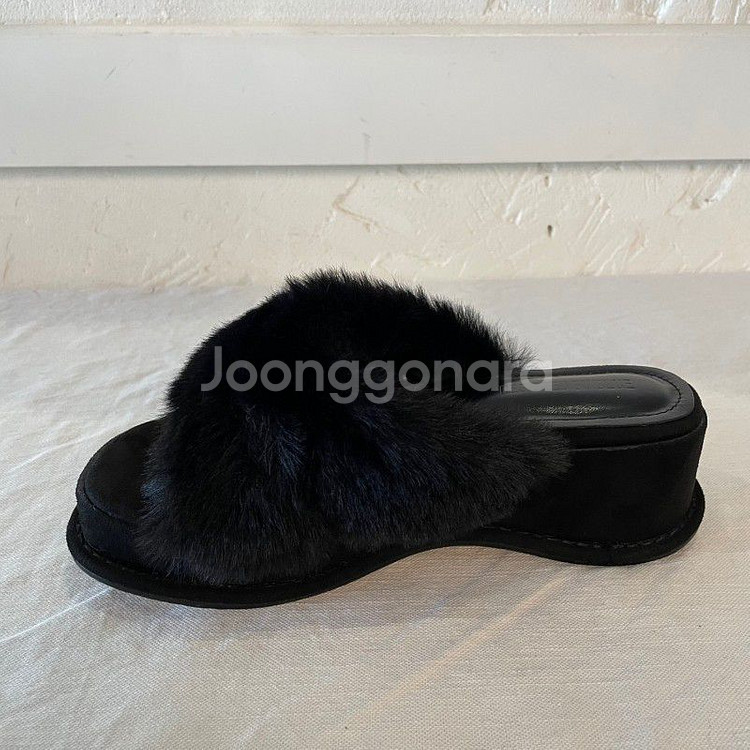 통굽,토끼털,슬리퍼,어그,230,240,250,245--6