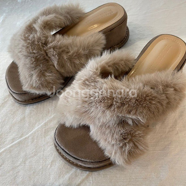 통굽,토끼털,슬리퍼,어그,230,240,250,245--8