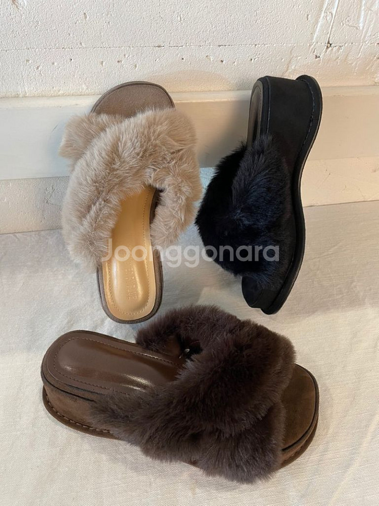 통굽,토끼털,슬리퍼,어그,230,240,250,245--2