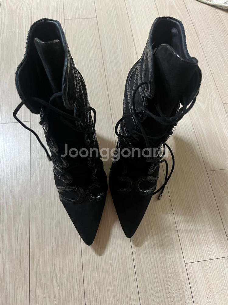 245 새상품 알렉산더버만 정가130만 뱀피 앵클부츠--5