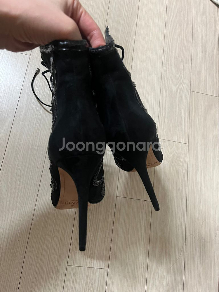245 새상품 알렉산더버만 정가130만 뱀피 앵클부츠--7