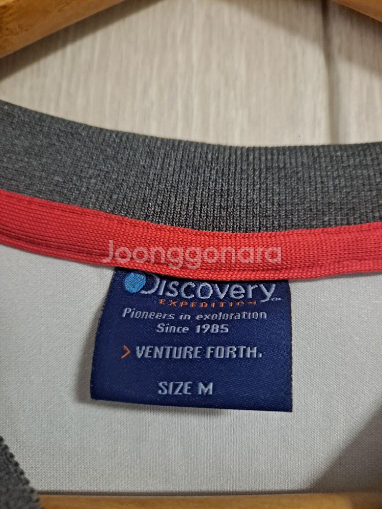 디스커버리 여성 맨투맨--1