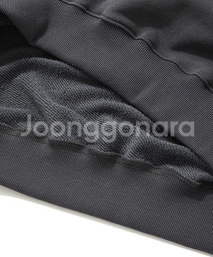 세인트페인 오리지널 로고 맨투맨 티셔츠--4