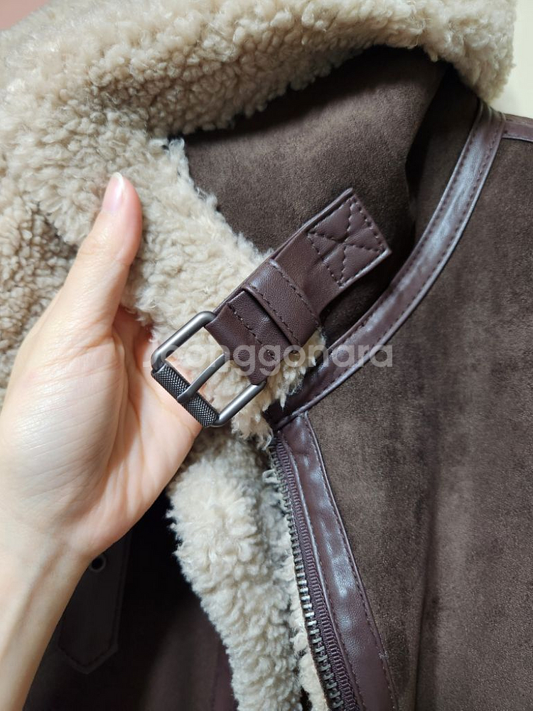 씨씨콜렉트 양털 롱무스탕--3