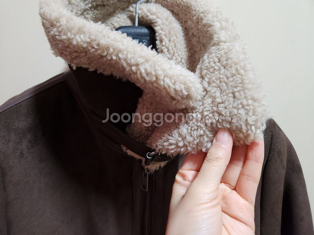 씨씨콜렉트 양털 롱무스탕--6
