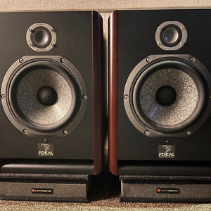 Focal Solo 6 Be 모니터 스피커 팝니다.