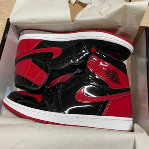 조던 1 Retro High OG Patent Bred