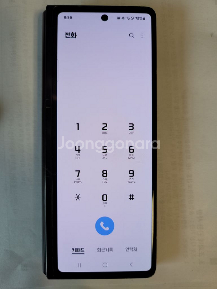 갤폴드2 256G 블랙 자급제 단말기입니다.--3