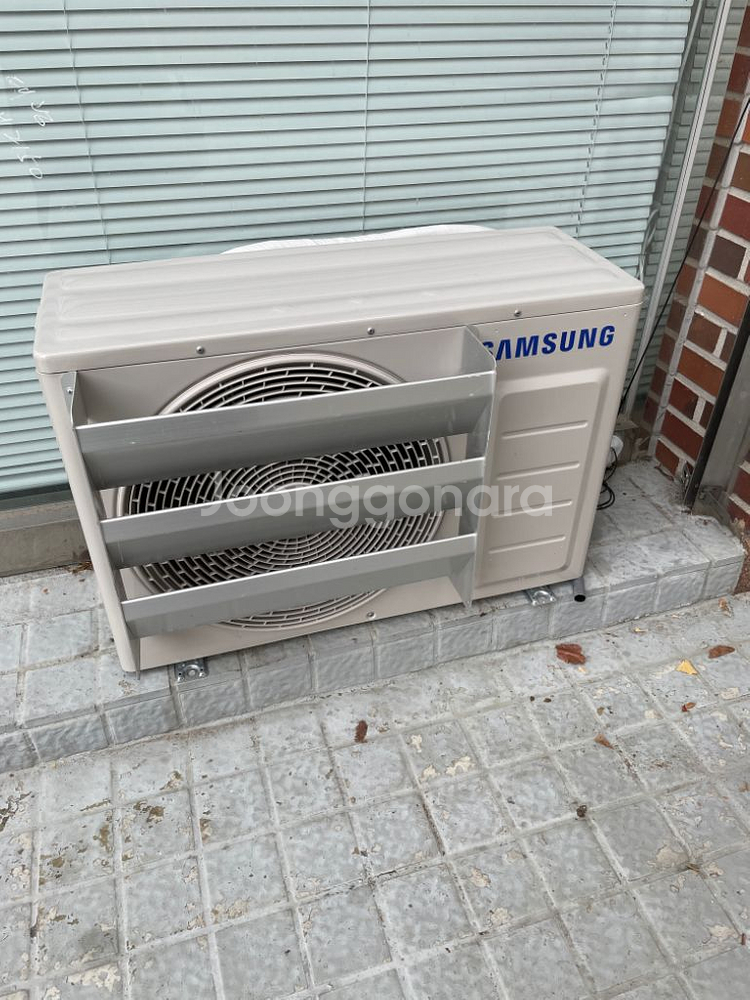 삼성 무풍 벽걸이 에어컨 1등급 AR09B9150HZS--4