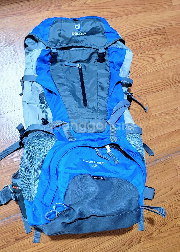 도이터푸투라프로 38 등산배낭--0