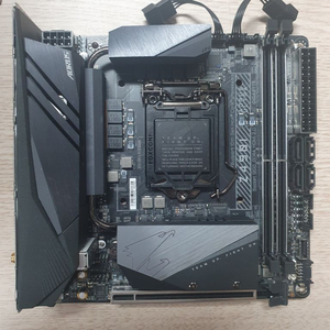 기가바이트 Z490I AORUS ULTRA 피씨디렉트