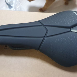 프롤로고 스크래치 m5 nack 카본레일