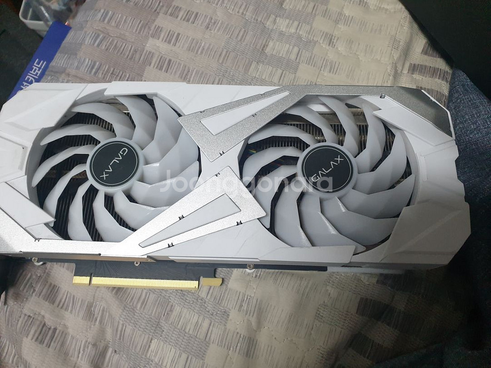 갤럭시 rtx3070 ex v3화이트 2팬팔아요--3