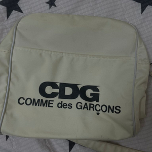 꼼데가르송 cdg 크로스백 화이트