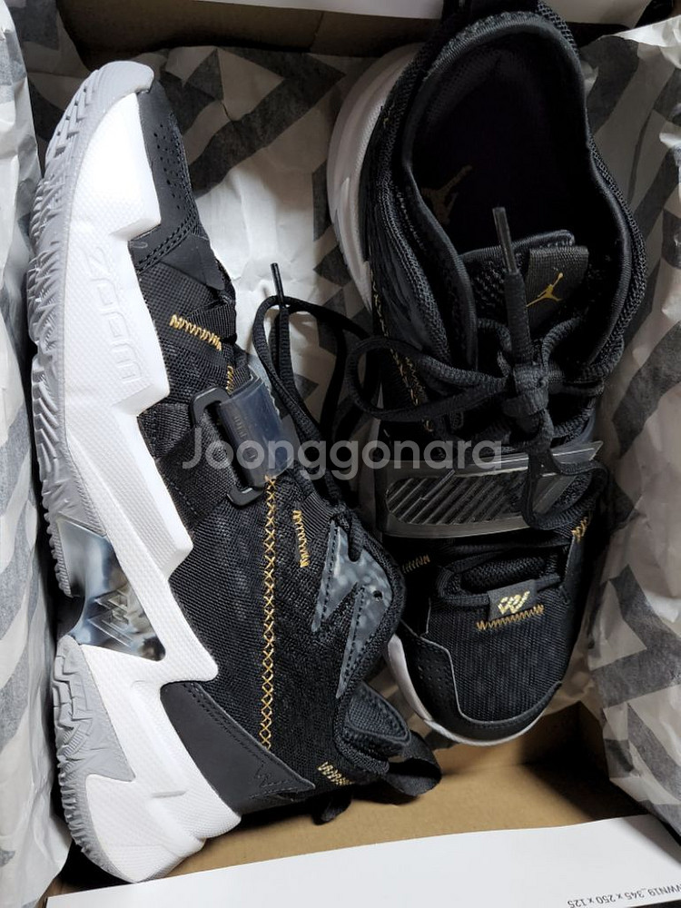 (275) 조던 와이낫 제로3 농구화팝니다.--1