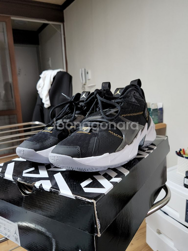 (275) 조던 와이낫 제로3 농구화팝니다.--3