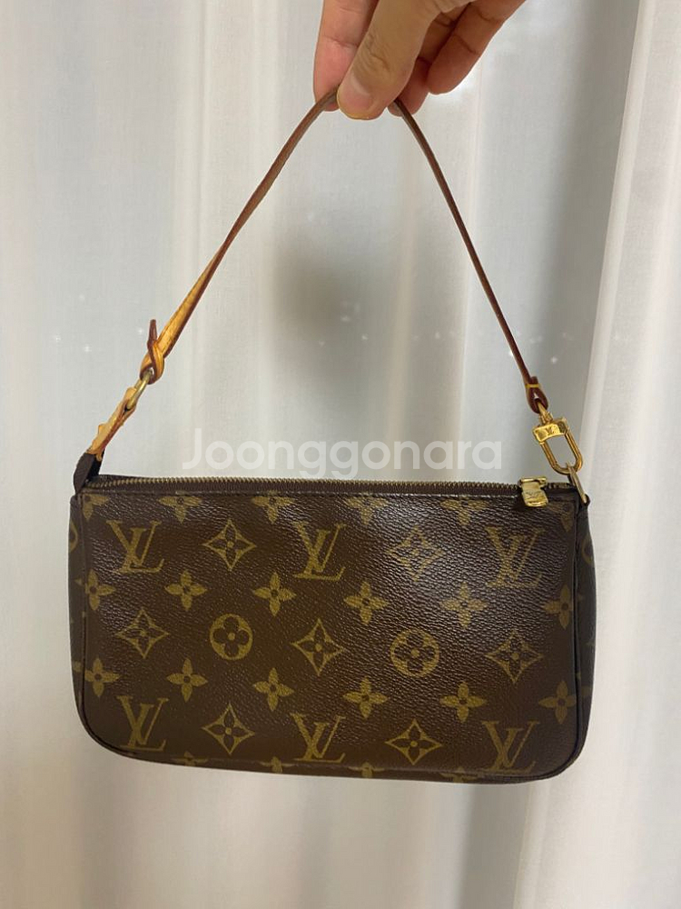 정품 루이비통 포치백 구 악세수아(오늘만급처)--8