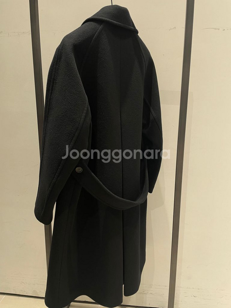 퍼스트플로어 수티앵코트 블랙46사이즈판매! 블랙레어템--8