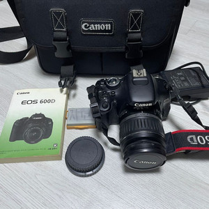캐논 EOS 600D / 18-55mm 렌즈 장착
