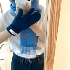 새상품 니트 벙어리 장갑 펭귄 네이비 블루 에이블리