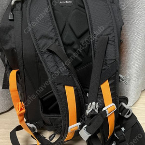 로우프로 포토스포츠 BP 300 AW 2
