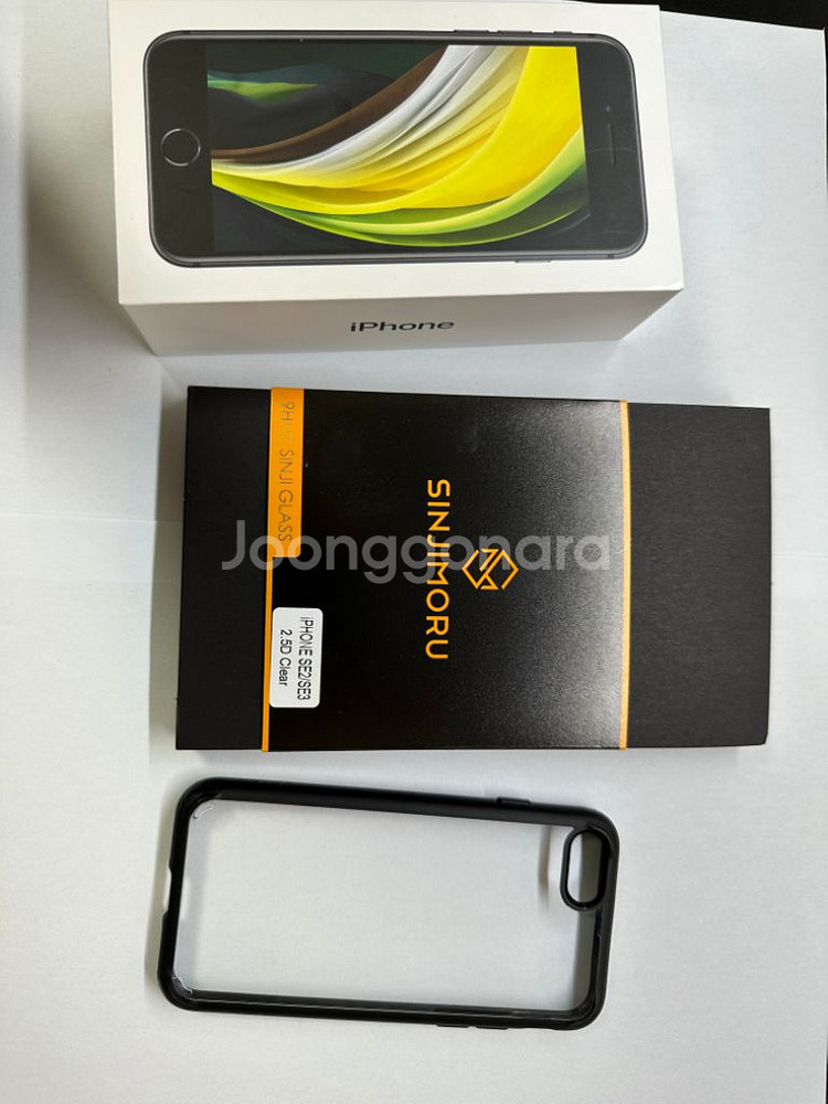 아이폰se2 블랙 64g팝니다--1