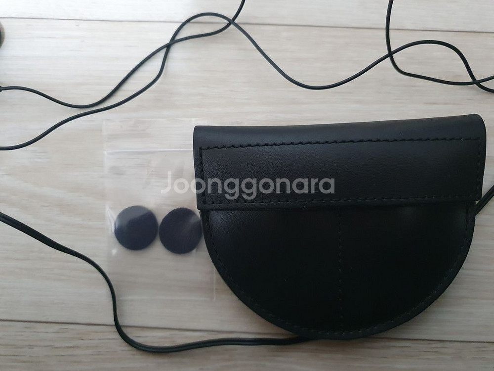 뱅앤올룹슨 B&O A8 블랙 팝니다.--4