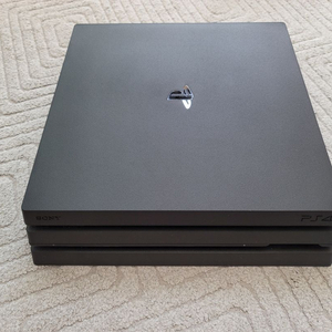 ps4 pro 7218c 2TB