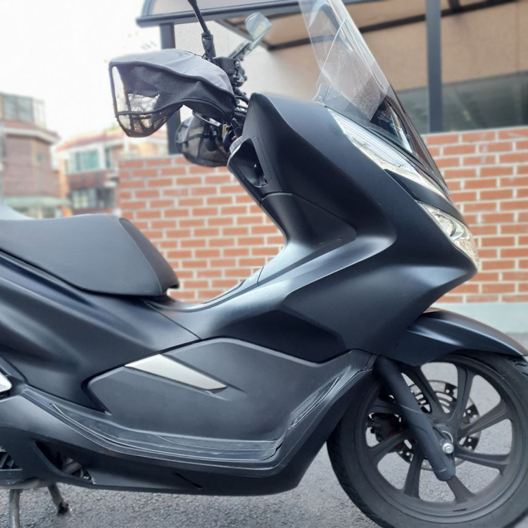 서울) 혼다 PCX125 멧블랙 알탑 20년식 구동계교--7