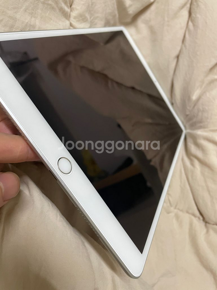 아이패드 에어3 + 애플펜슬 풀박 거의새거 팝니다.--1
