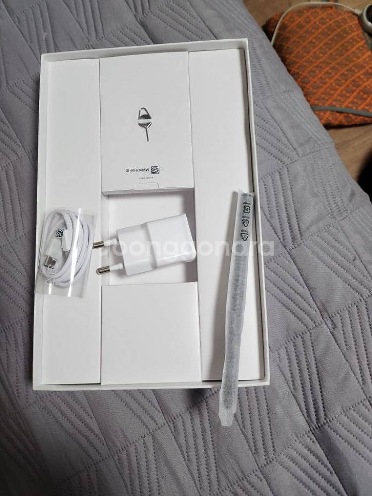 삼성전자 갤럭시탭S6 10.4 Lite--4