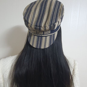 디올 뉴스보이캡 58사이즈