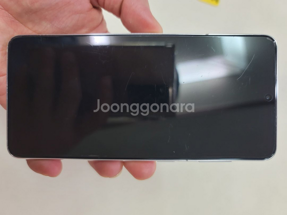 갤럭시S21 5g 256gb skt 화이트 민팃급팝니다--1