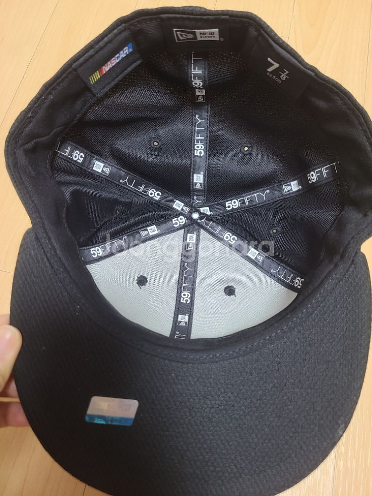 뉴에라몬스터--1