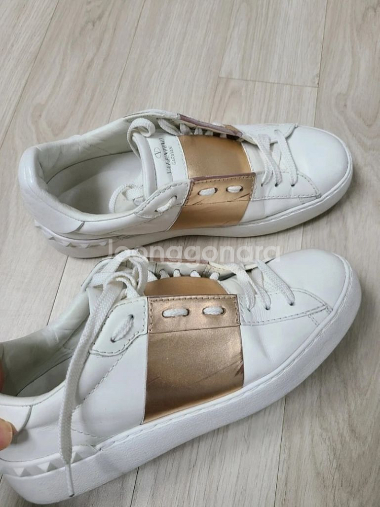 발렌티노 스니커즈36반--1