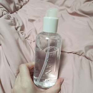 하멜 글로우 12GF 히알 에센스 토너