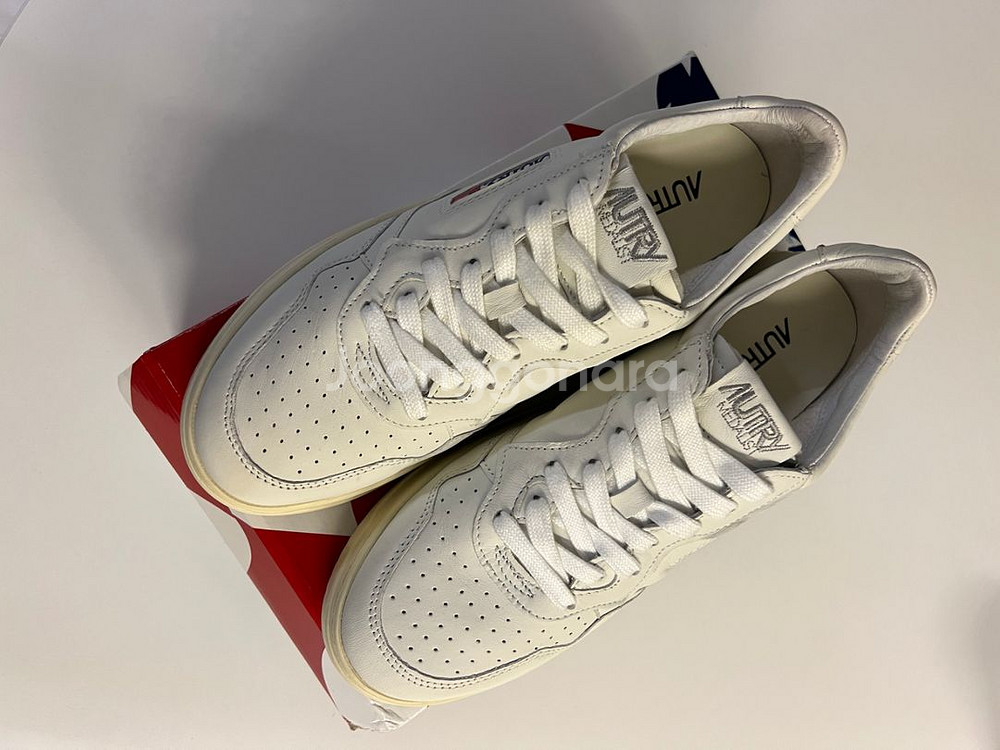 오트리(Autry) 메달리스트 고트스킨 42--4