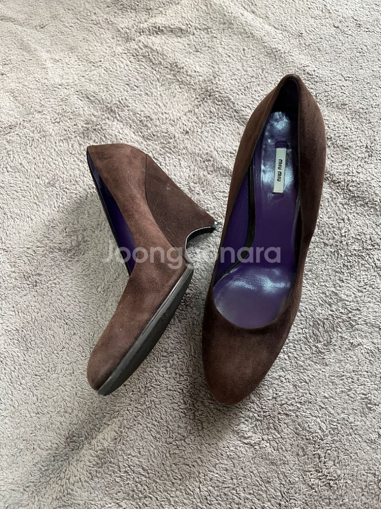 (240/37)미우미우 정품 웨지힐 스웨이드 뮬--2